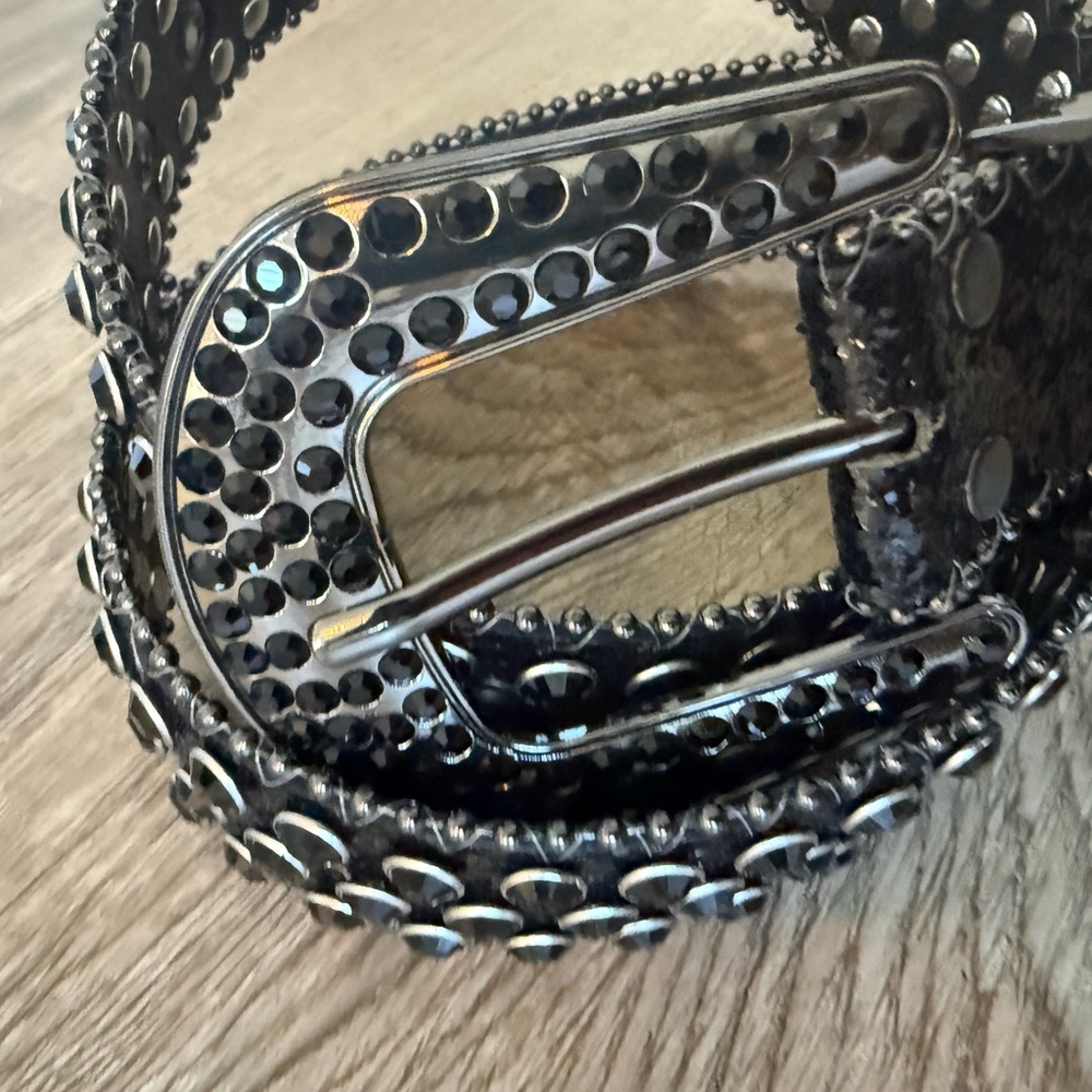 Black Jeweled rhinestone belt - Picture 3 of 5